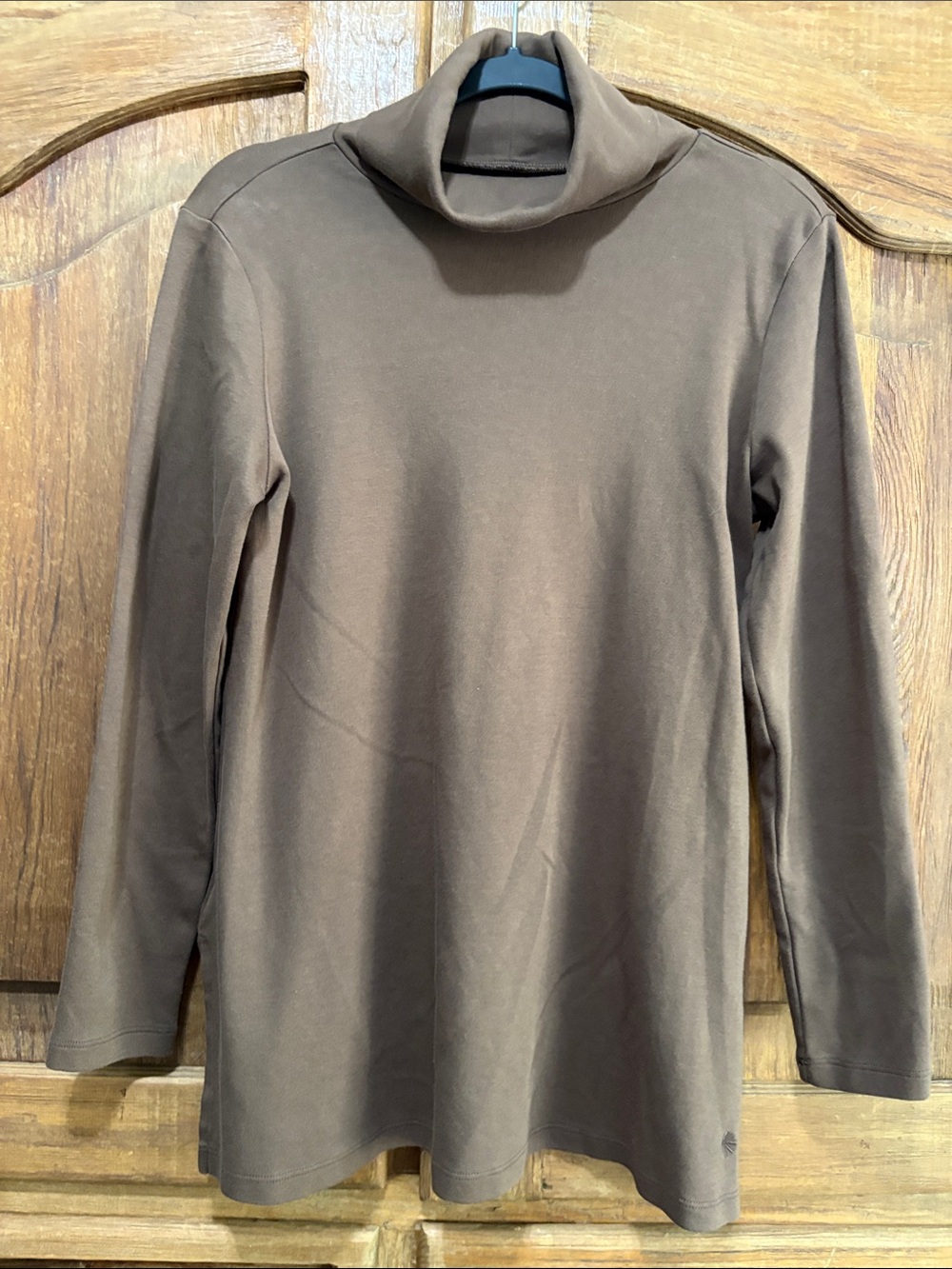 Isaac Mizrahi Chocolate Brown Long Sleeve Turtleneck Top